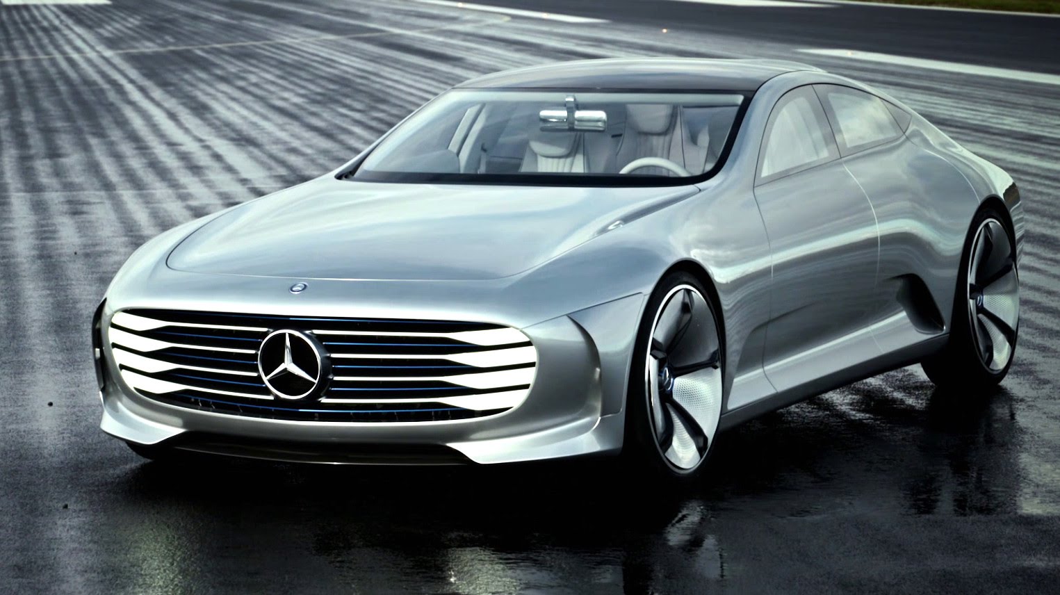 Mercedes-Benz “Concept IAA”