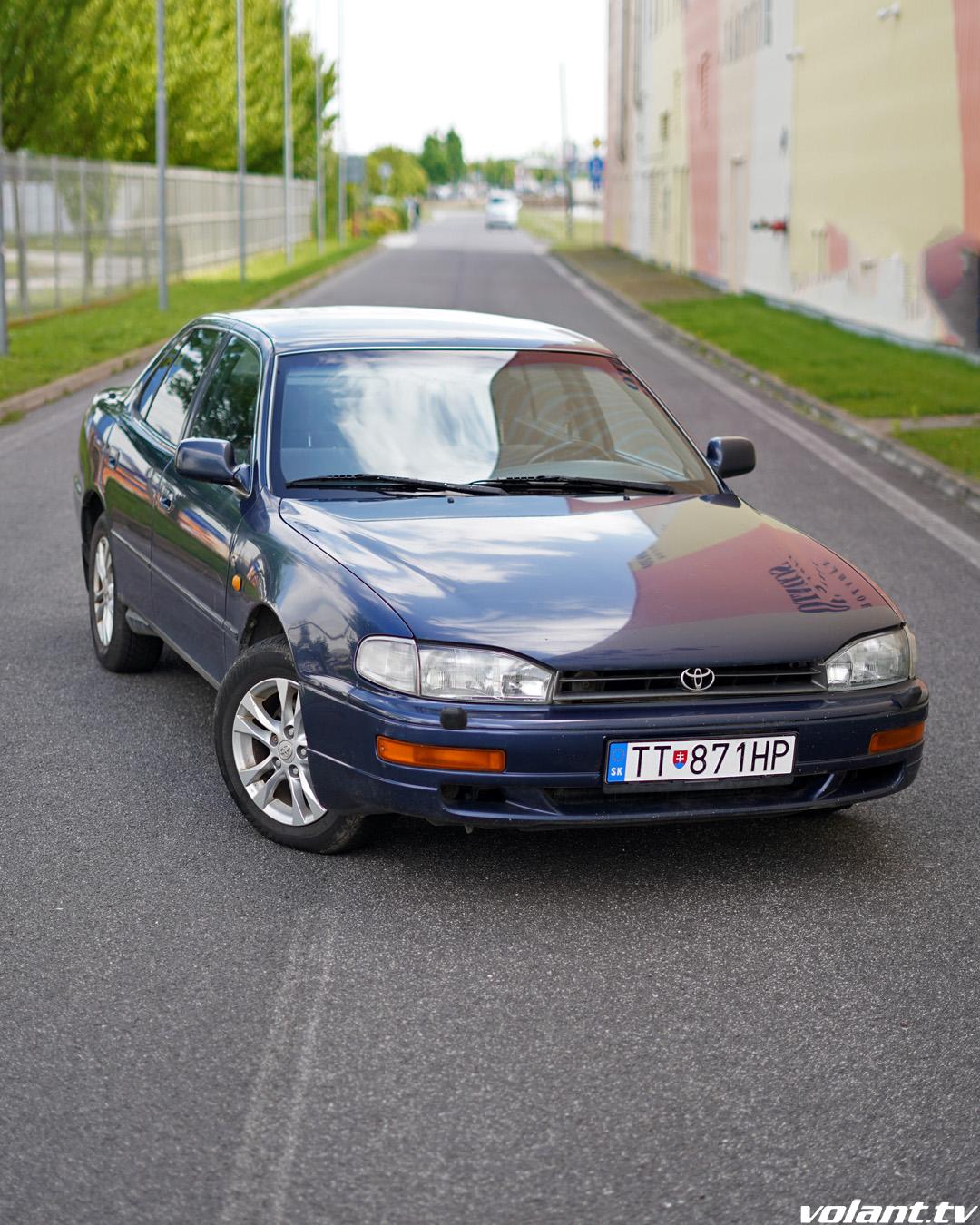 Toyota Camry 3. generácie XV10 (1991–1996)