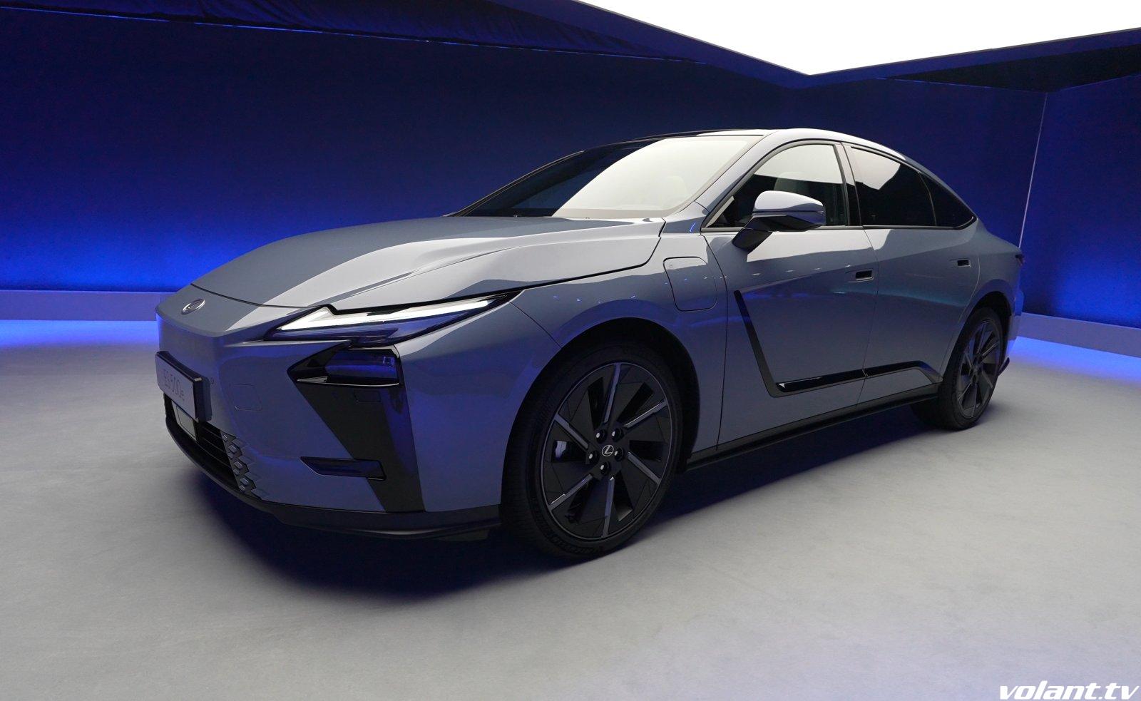 Nový Lexus ES 2025