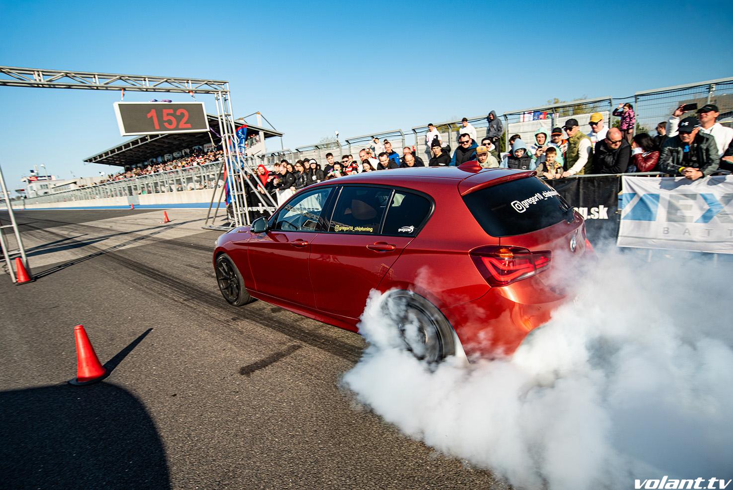 BMW 1200hp M140i burnout